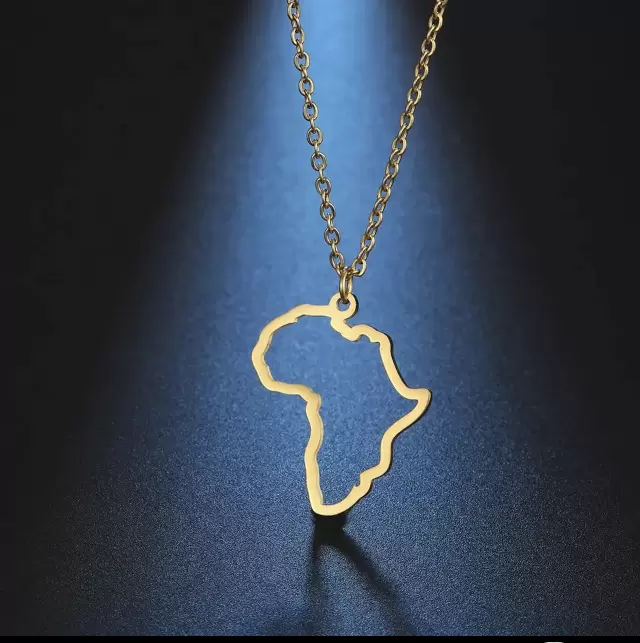 Pendentif Silhouette Afrique en acier plaqué or  