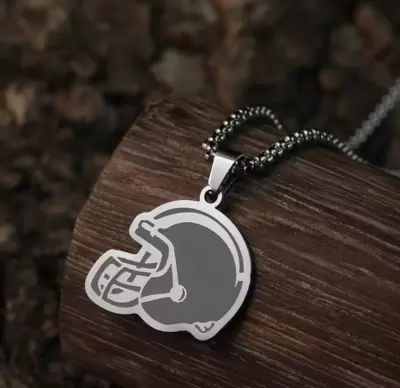  Stahlkette mit personalisierbarem American-Football-Helm-Anhänger 