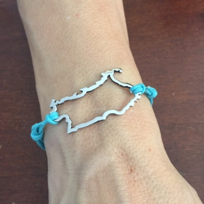 Pulsera con Silueta Isla de Cerdeña en Acero 